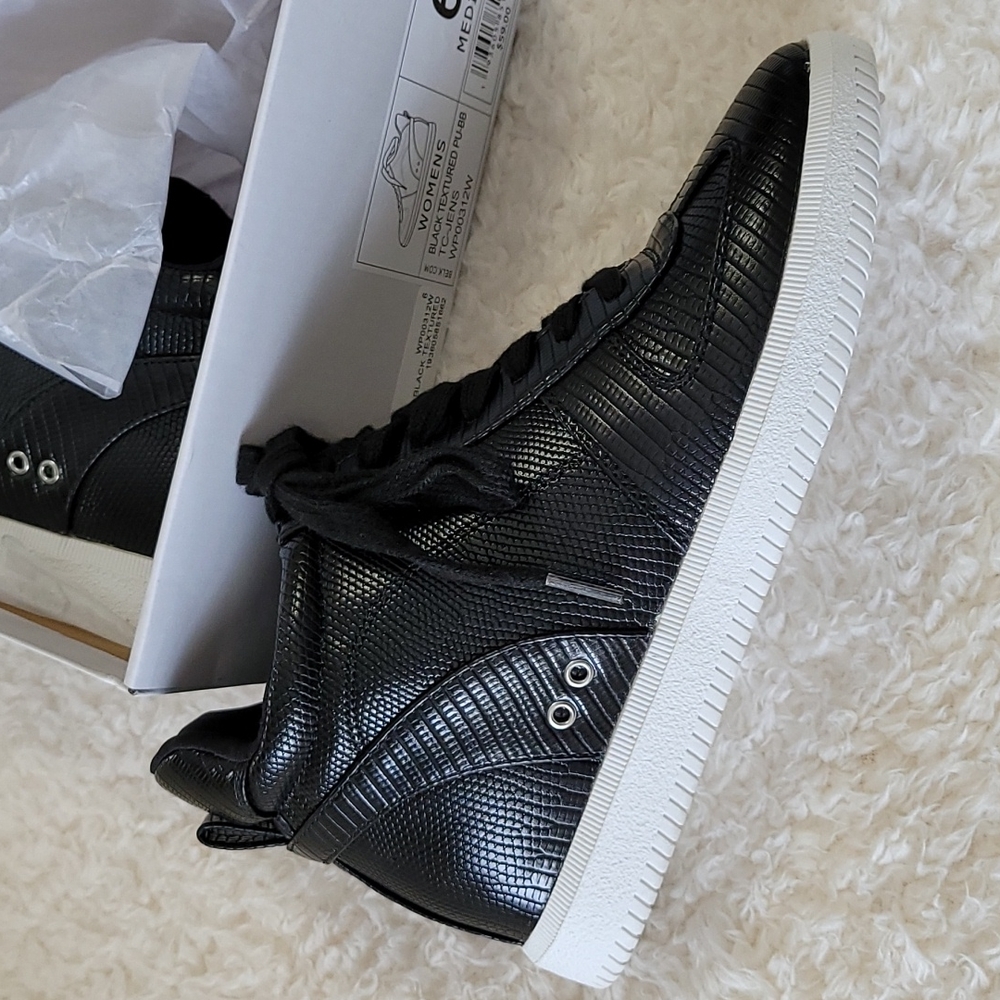 NEW Women's High Top Sneakers Black Textured Shine Lace-up Shoes 6M True Craft